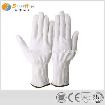 white HPPE food grade cutting gloves